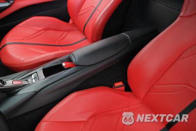 2018 Ferrari 812 Superfast - zdjęcie 13 z 48 - miniatura