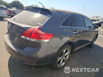2010 Toyota Venza - zdjęcie 4 z 50 - miniatura