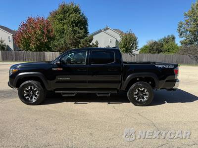 2023 Toyota Tacoma TRD Off-Road Crew Cab Medium Bed - zdjęcie 11 z 37 - miniatura