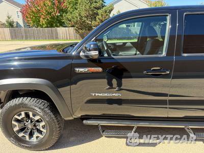 2023 Toyota Tacoma TRD Off-Road Crew Cab Medium Bed - zdjęcie 14 z 37 - miniatura
