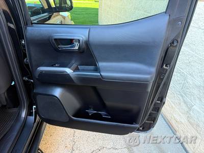 2023 Toyota Tacoma TRD Off-Road Crew Cab Medium Bed - zdjęcie 29 z 37 - miniatura
