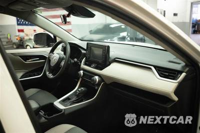 2022 Toyota RAV4 XLE - zdjęcie 14 z 30 - miniatura