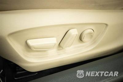 2020 Toyota Camry LE - zdjęcie 11 z 29 - miniatura