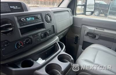 2022 Ford E-350 Cutaway DRW - zdjęcie 12 z 28 - miniatura