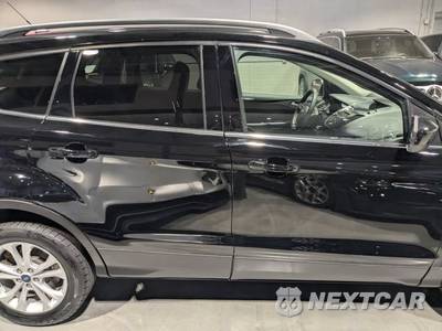 2018 Ford Escape SE - zdjęcie 11 z 61 - miniatura