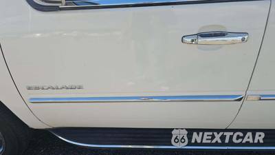2012 Cadillac Escalade Luxury 1SB - zdjęcie 47 z 48 - miniatura