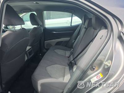 2018 Toyota Camry LE - zdjęcie 13 z 23 - miniatura
