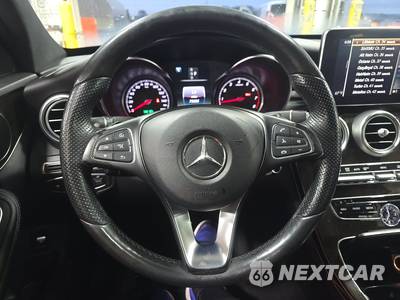 2018 Mercedes-Benz C 300 4MATIC Sedan - zdjęcie 10 z 34 - miniatura
