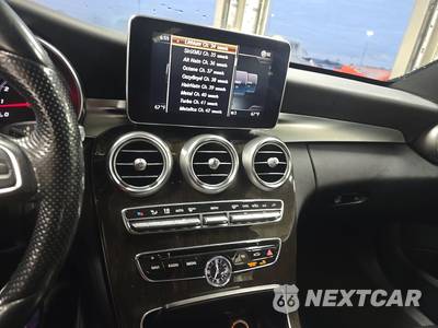 2018 Mercedes-Benz C 300 4MATIC Sedan - zdjęcie 11 z 34 - miniatura