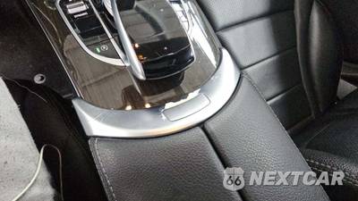 2018 Mercedes-Benz C 300 4MATIC Sedan - zdjęcie 21 z 34 - miniatura