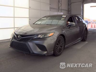 2019 Toyota Camry SE - zdjęcie 1 z 32 - miniatura