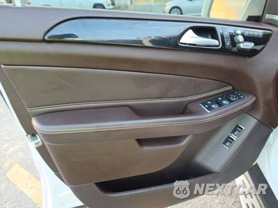 2017 Mercedes-Benz GLS 450 4MATIC - zdjęcie 9 z 26 - miniatura