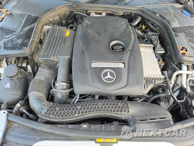 2018 Mercedes-Benz C 300 4MATIC Sedan - zdjęcie 15 z 30 - miniatura