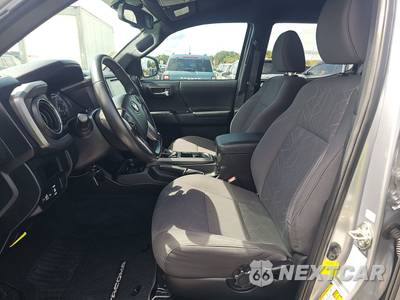 2016 Toyota Tacoma TRD Sport Crew Cab Medium Bed - zdjęcie 7 z 17 - miniatura