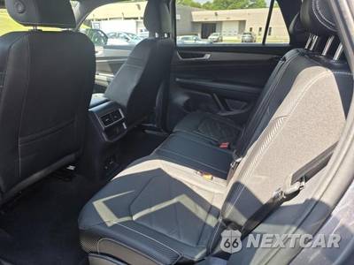 2025 Volkswagen Atlas Cross Sport 2.0T SE w/Technology - zdjęcie 7 z 30 - miniatura