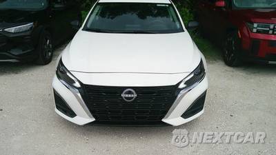 2025 Nissan Altima SV - zdjęcie 4 z 25 - miniatura