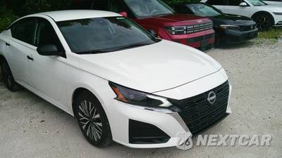 2025 Nissan Altima SV - zdjęcie 3 z 25 - miniatura
