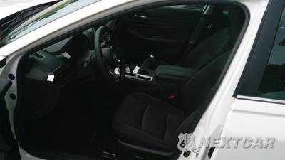 2025 Nissan Altima SV - zdjęcie 8 z 25 - miniatura