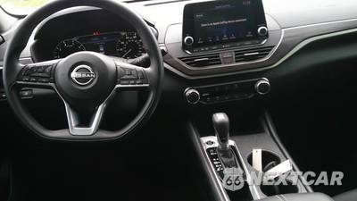 2025 Nissan Altima SV - zdjęcie 13 z 25 - miniatura