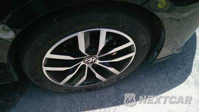 2025 Volkswagen Jetta SE - zdjęcie 3 z 30 - miniatura