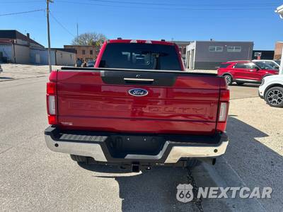 2022 Ford Super Duty F-250 Lariat Crew Cab Medium Bed - zdjęcie 5 z 13 - miniatura