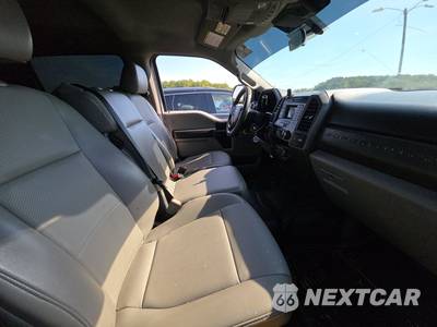 2020 Ford Super Duty F-250 XL Crew Cab Medium Bed - zdjęcie 8 z 31 - miniatura