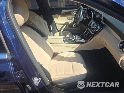 2019 Mercedes-Benz C 300 4MATIC Sedan - zdjęcie 8 z 35 - miniatura