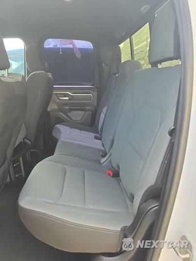 2022 Ram 1500 Lone Star Extended Cab Medium Bed - zdjęcie 16 z 23 - miniatura