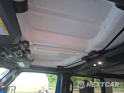 2026 Jeep Wrangler 4 Door Rubicon - zdjęcie 18 z 22 - miniatura