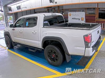 2019 Toyota Tacoma TRD Pro Crew Cab Medium Bed - zdjęcie 6 z 17 - miniatura