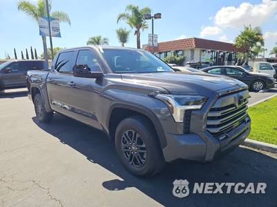 2025 Toyota Tundra SR5 Crew Cab Short Bed - zdjęcie 3 z 21 - miniatura