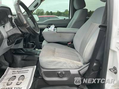 2013 Ford Super Duty F-450 Cab Chassis XLT Crew Cab DRW - zdjęcie 19 z 36 - miniatura
