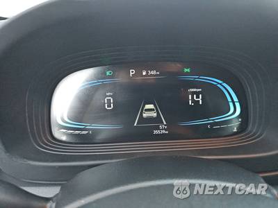 2025 Hyundai Venue SEL - zdjęcie 12 z 28 - miniatura