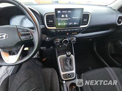 2025 Hyundai Venue SEL - zdjęcie 11 z 28 - miniatura