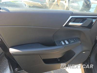 2025 Mitsubishi Outlander SE - zdjęcie 9 z 25 - miniatura