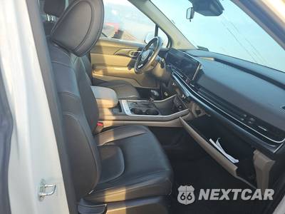 2025 Kia Carnival MPV LXS 121.7" WB - zdjęcie 8 z 27 - miniatura