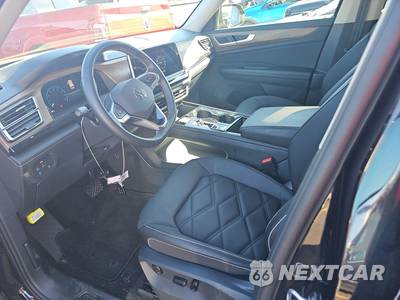 2025 Volkswagen Atlas 2.0T SE w/Technology - zdjęcie 7 z 25 - miniatura