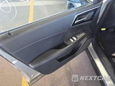 2025 Mitsubishi Outlander SE - zdjęcie 9 z 24 - miniatura