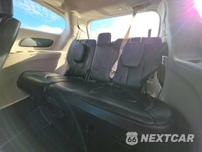 2023 Chrysler Pacifica Touring L 121.6" WB - zdjęcie 14 z 26 - miniatura