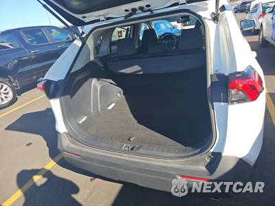 2025 Toyota RAV4 Hybrid XLE - zdjęcie 16 z 26 - miniatura
