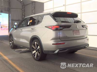 2025 Mitsubishi Outlander SE - zdjęcie 6 z 29 - miniatura