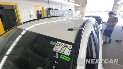 2025 Toyota RAV4 Hybrid XLE - zdjęcie 17 z 28 - miniatura