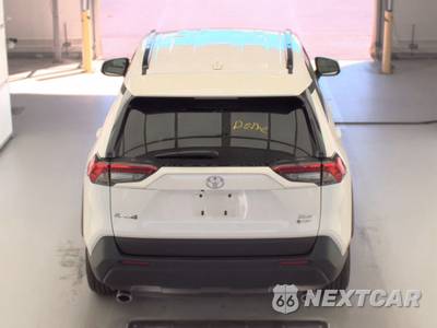 2025 Toyota RAV4 Hybrid XLE - zdjęcie 5 z 28 - miniatura