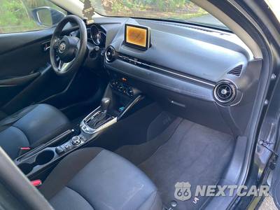 2017 Toyota Yaris iA Sedan - zdjęcie 28 z 48 - miniatura