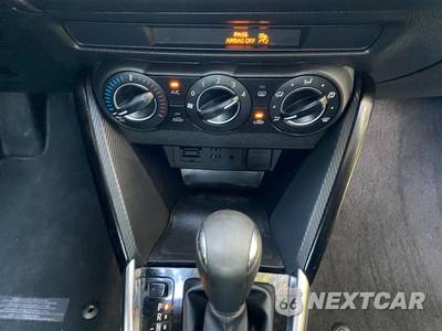 2017 Toyota Yaris iA Sedan - zdjęcie 45 z 48 - miniatura