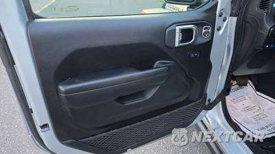 2024 Jeep Wrangler 4xe 4 Door Rubicon - zdjęcie 18 z 37 - miniatura