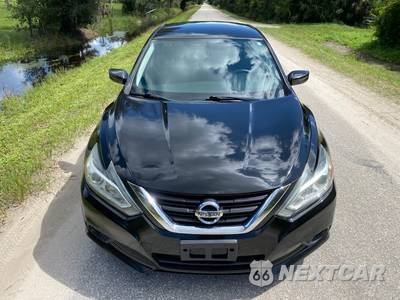 2018 Nissan Altima 2.5 SV - zdjęcie 2 z 50 - miniatura