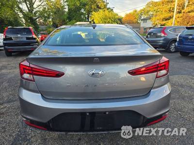 2019 Hyundai Elantra SEL Sedan - zdjęcie 5 z 19 - miniatura