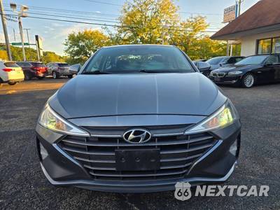 2019 Hyundai Elantra SEL Sedan - zdjęcie 2 z 19 - miniatura