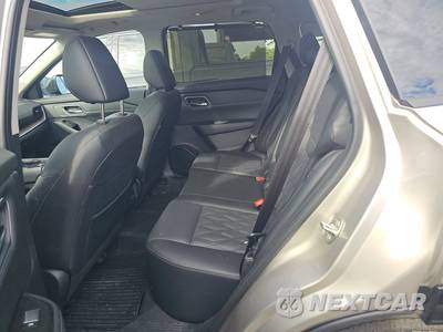 2025 Nissan Rogue Platinum - zdjęcie 13 z 21 - miniatura